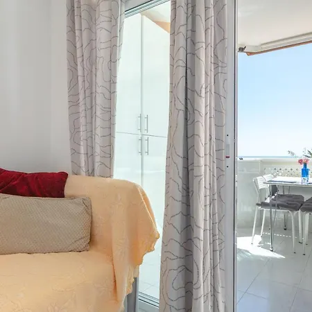 Marina View Apartment *